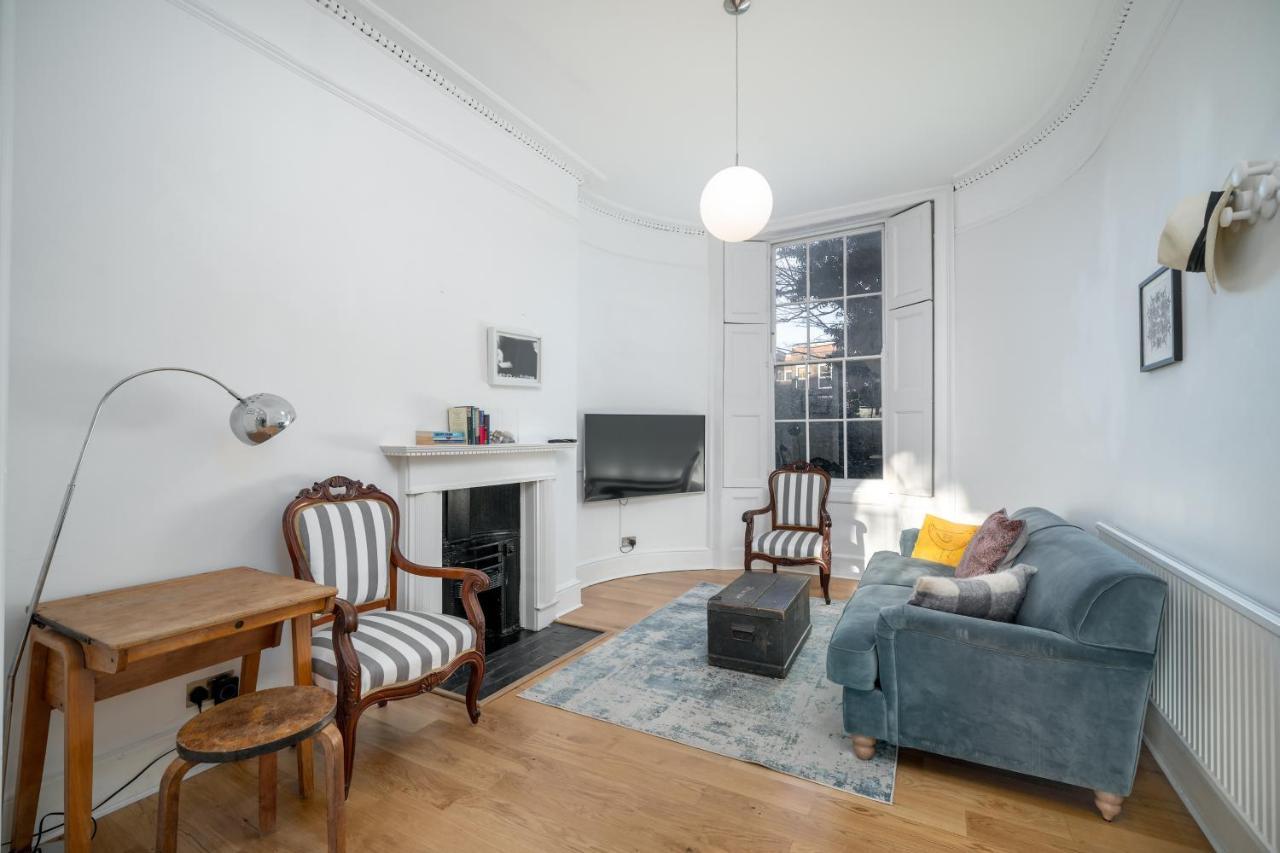 Sleek Flat With Communal Courtyard Londra Dış mekan fotoğraf