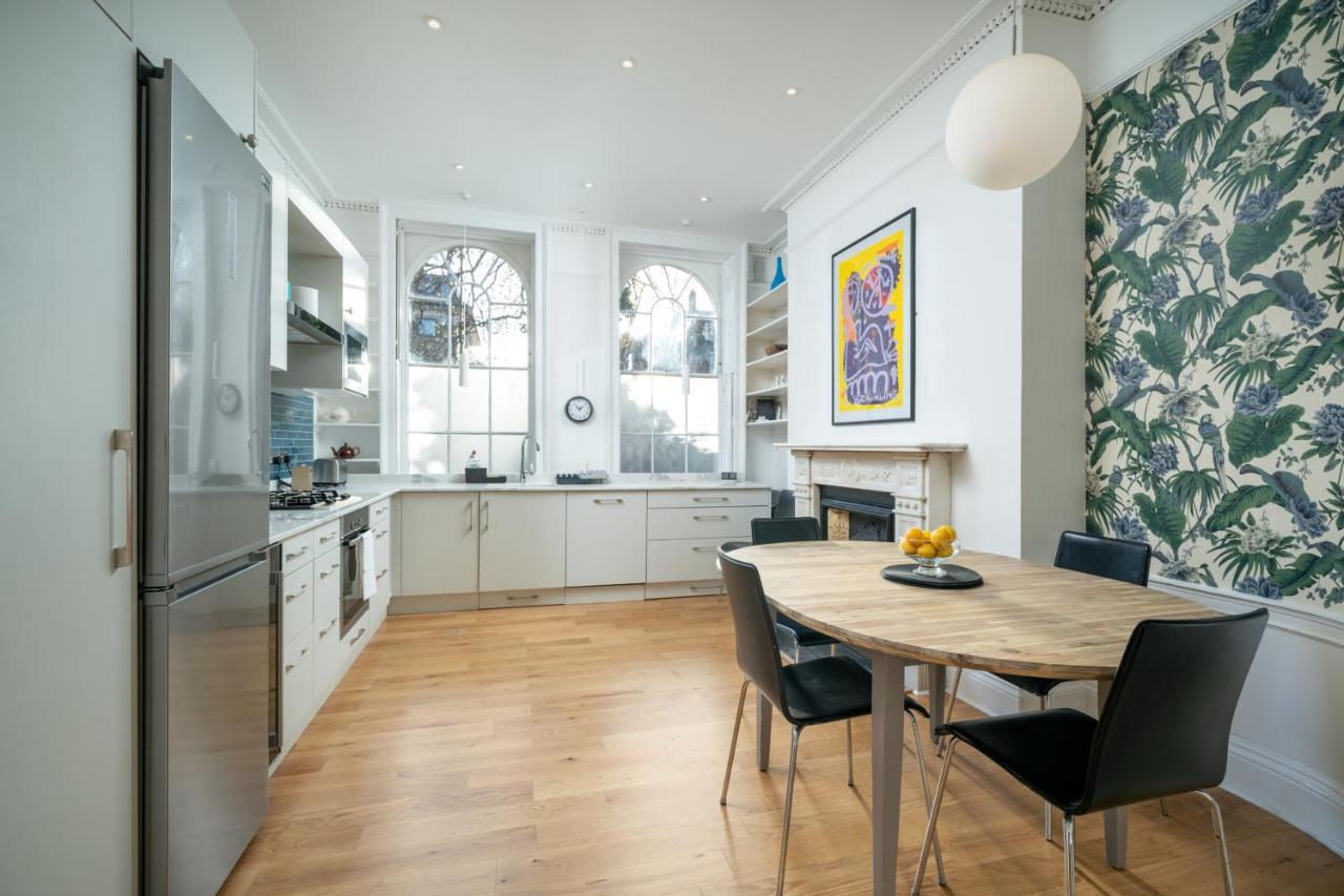 Sleek Flat With Communal Courtyard Londra Dış mekan fotoğraf